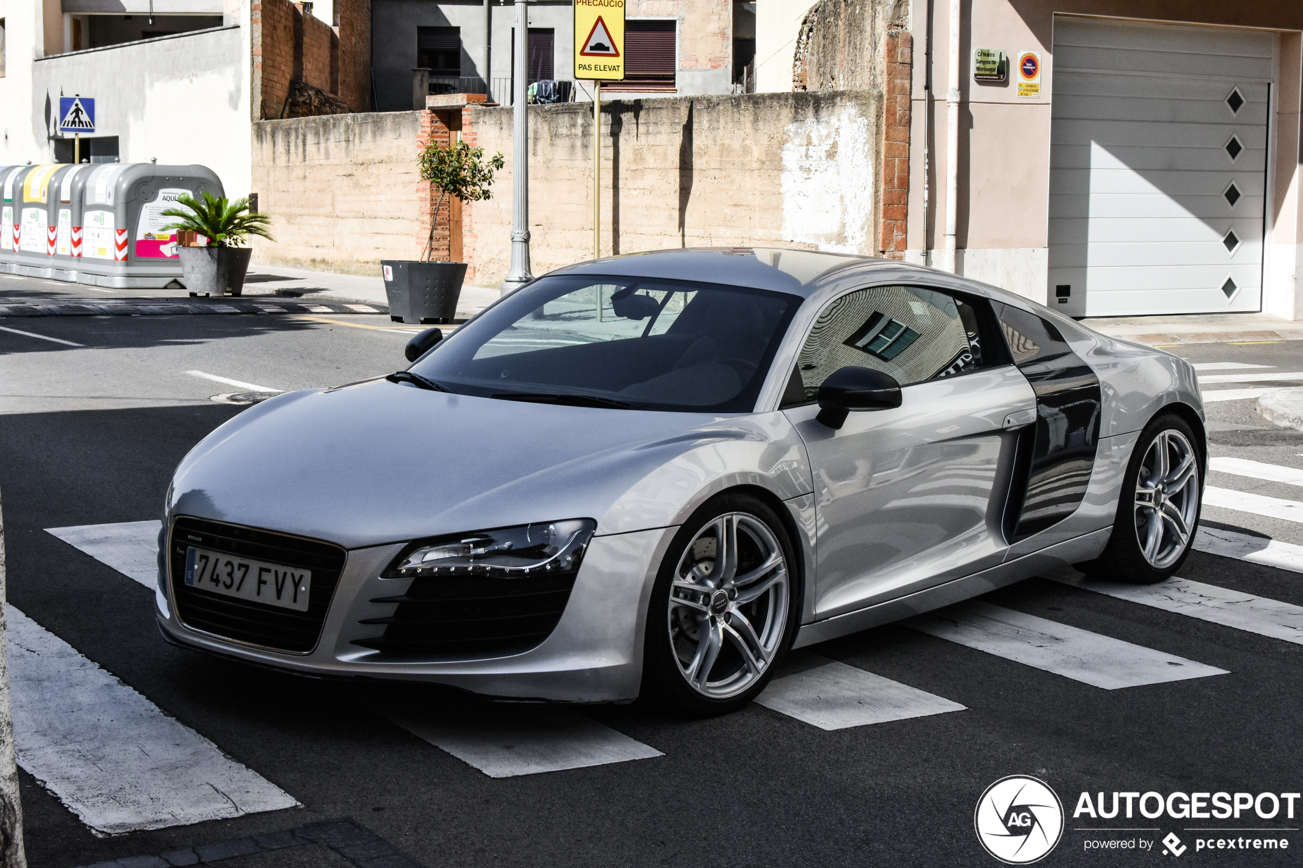 Audi R8