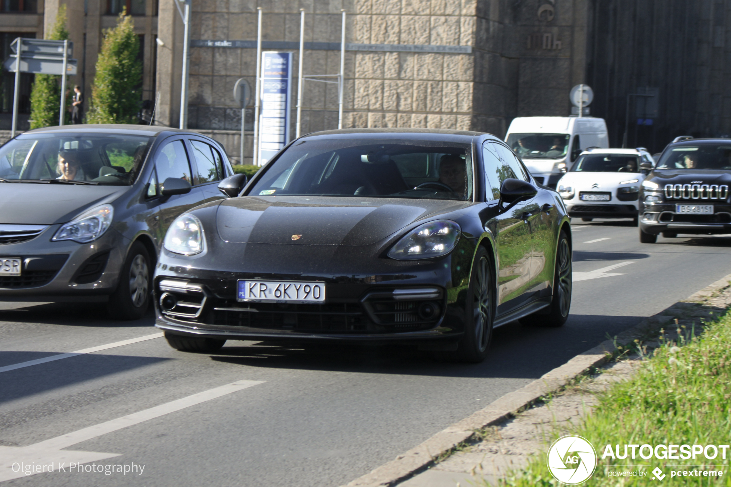 Porsche 971 Panamera GTS MkI