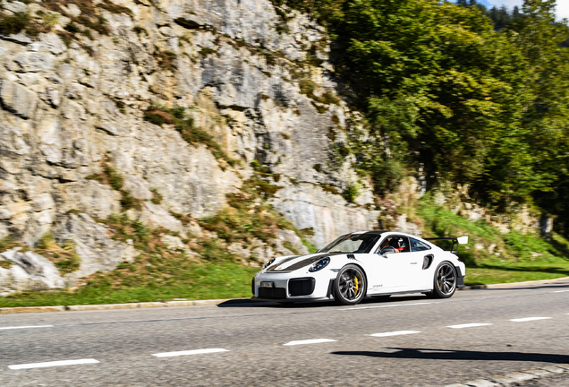 Porsche 991 GT2 RS Weissach Package