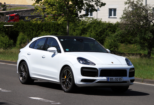 Porsche Cayenne Coupé Turbo S E-Hybrid