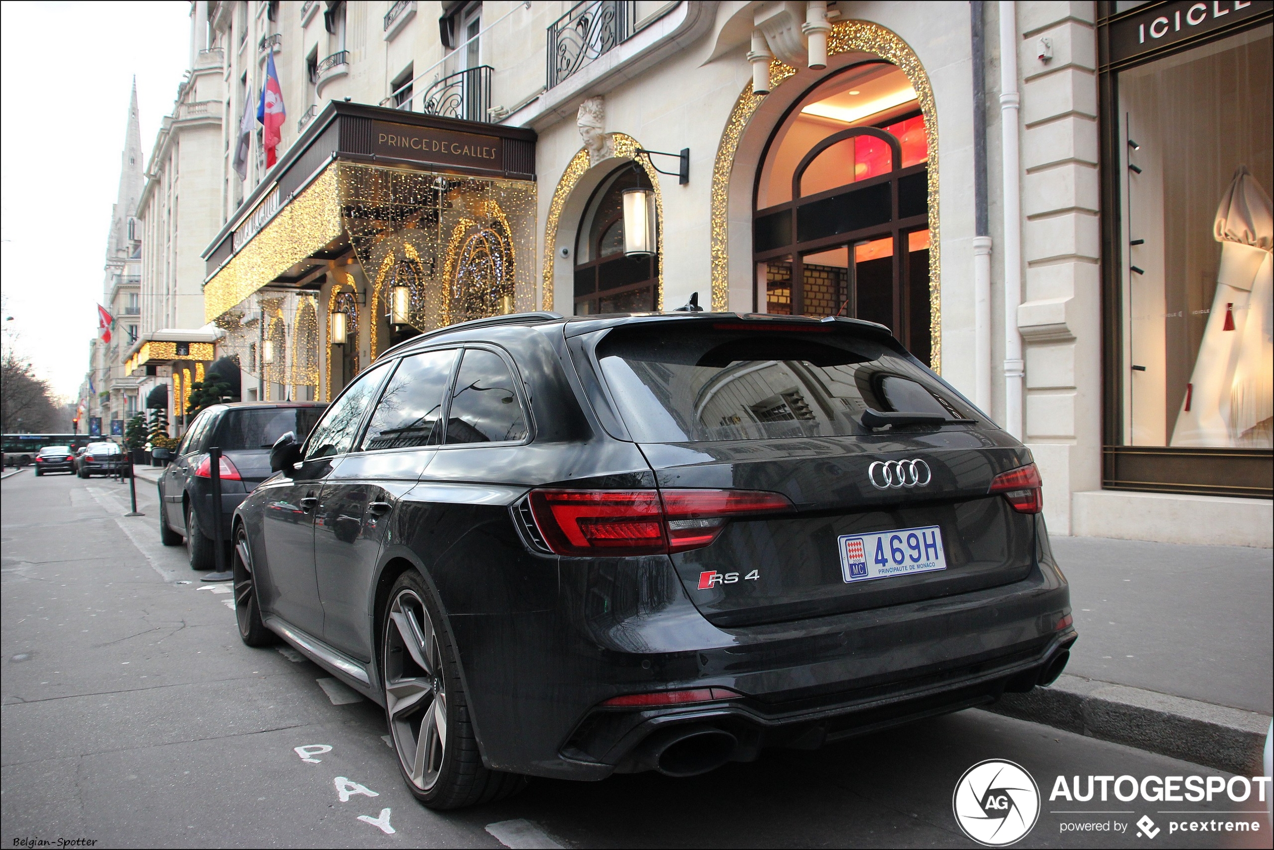 Audi RS4 Avant B9