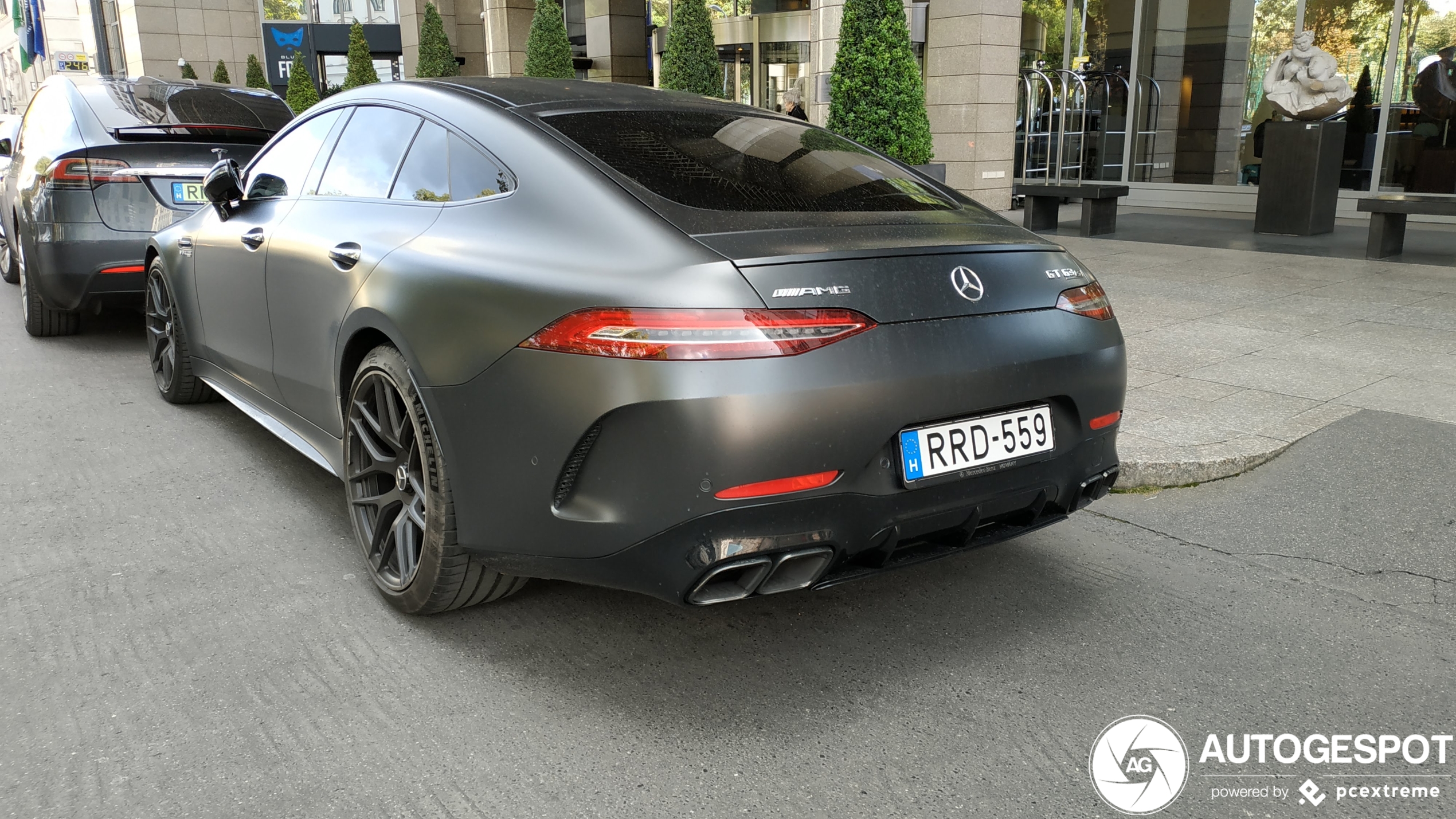 Mercedes-AMG GT 63 S X290