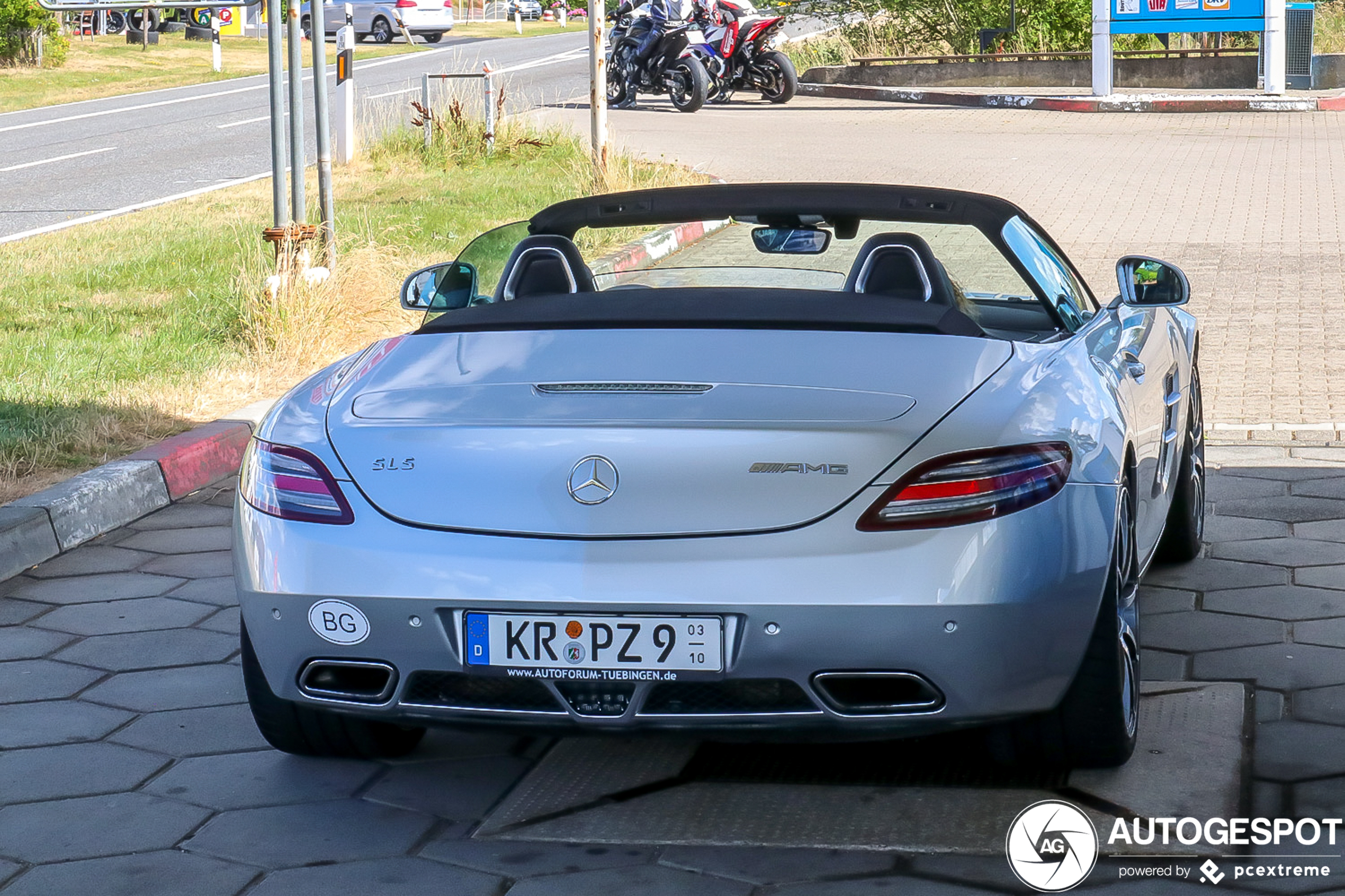 Mercedes-Benz SLS AMG Roadster