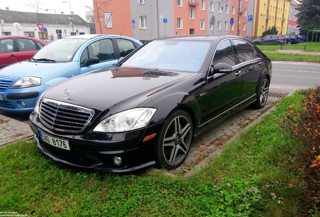 Mercedes-Benz S 63 AMG W221