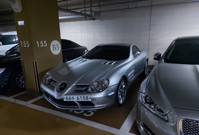 Mercedes-Benz SLR McLaren