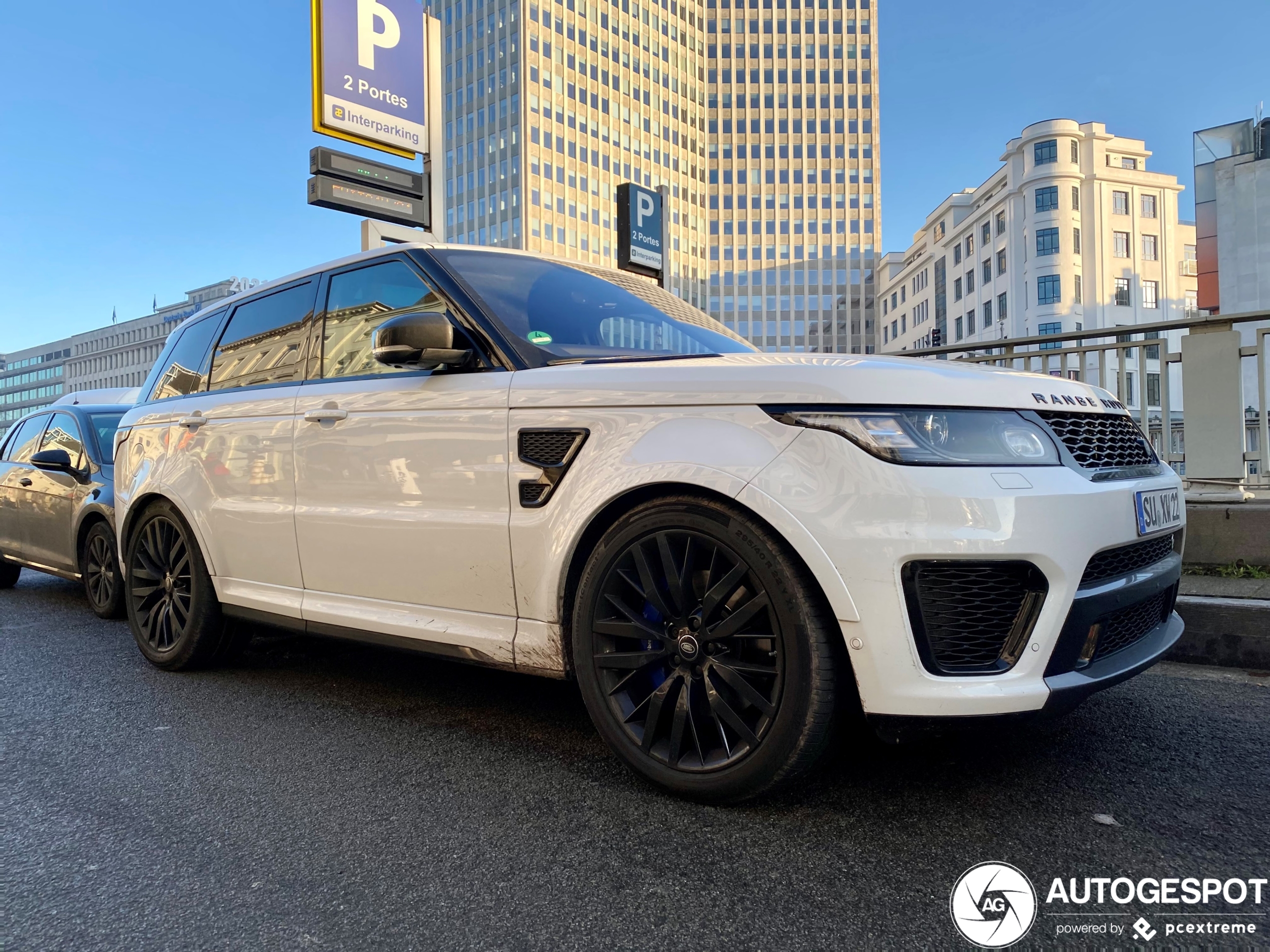 Land Rover Range Rover Sport SVR