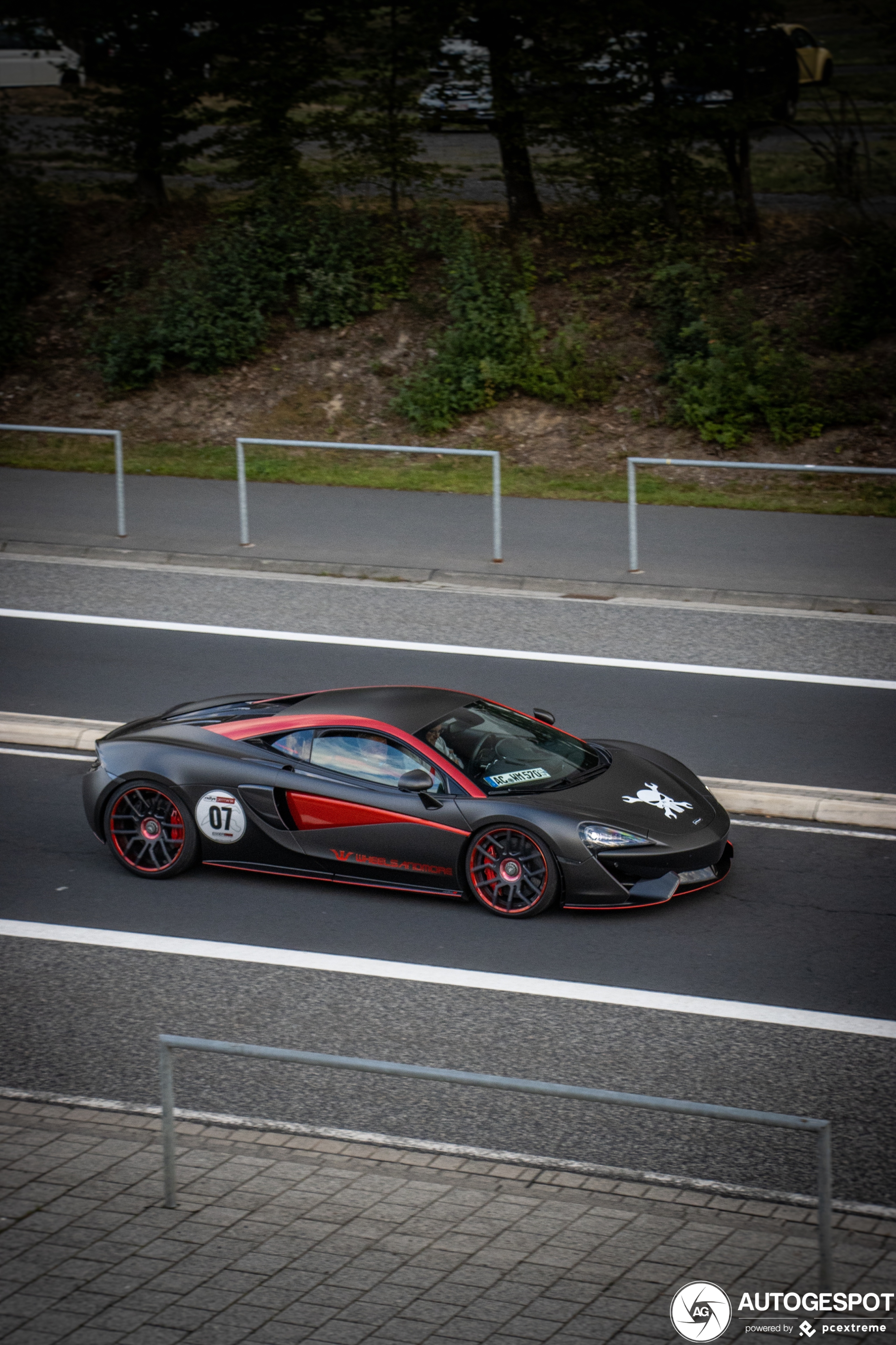 McLaren 570S