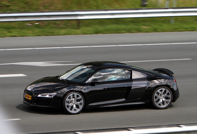 Audi R8 V10 2013