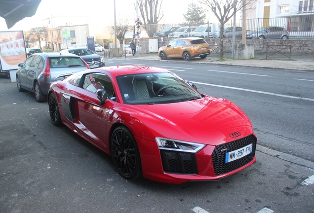 Audi R8 V10 Plus 2015