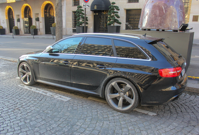 Audi RS4 Avant B8
