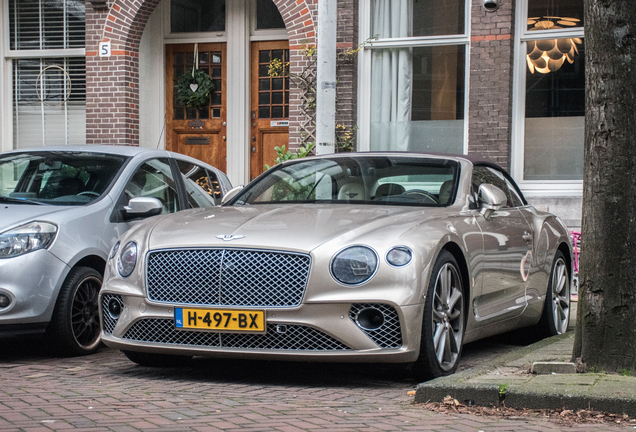 Bentley Continental GTC 2019