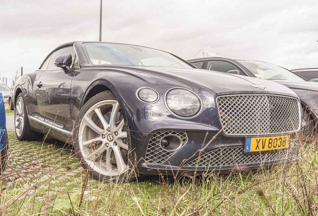 Bentley Continental GTC 2019