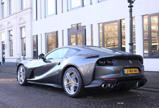 Ferrari 812 Superfast