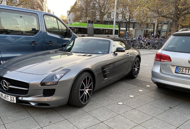 Mercedes-Benz SLS AMG GT Roadster