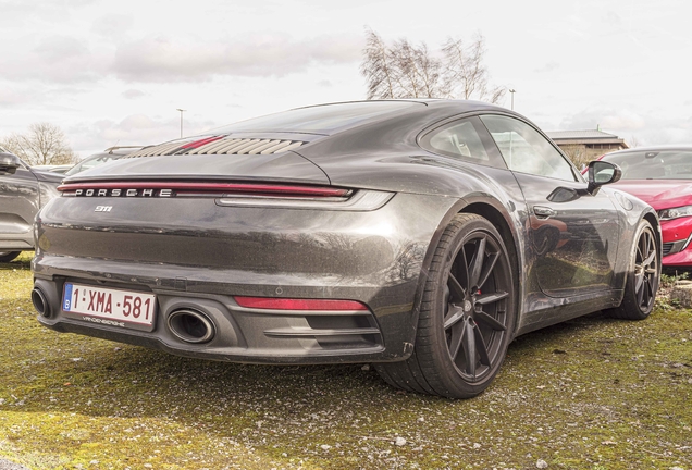 Porsche 992 Carrera S