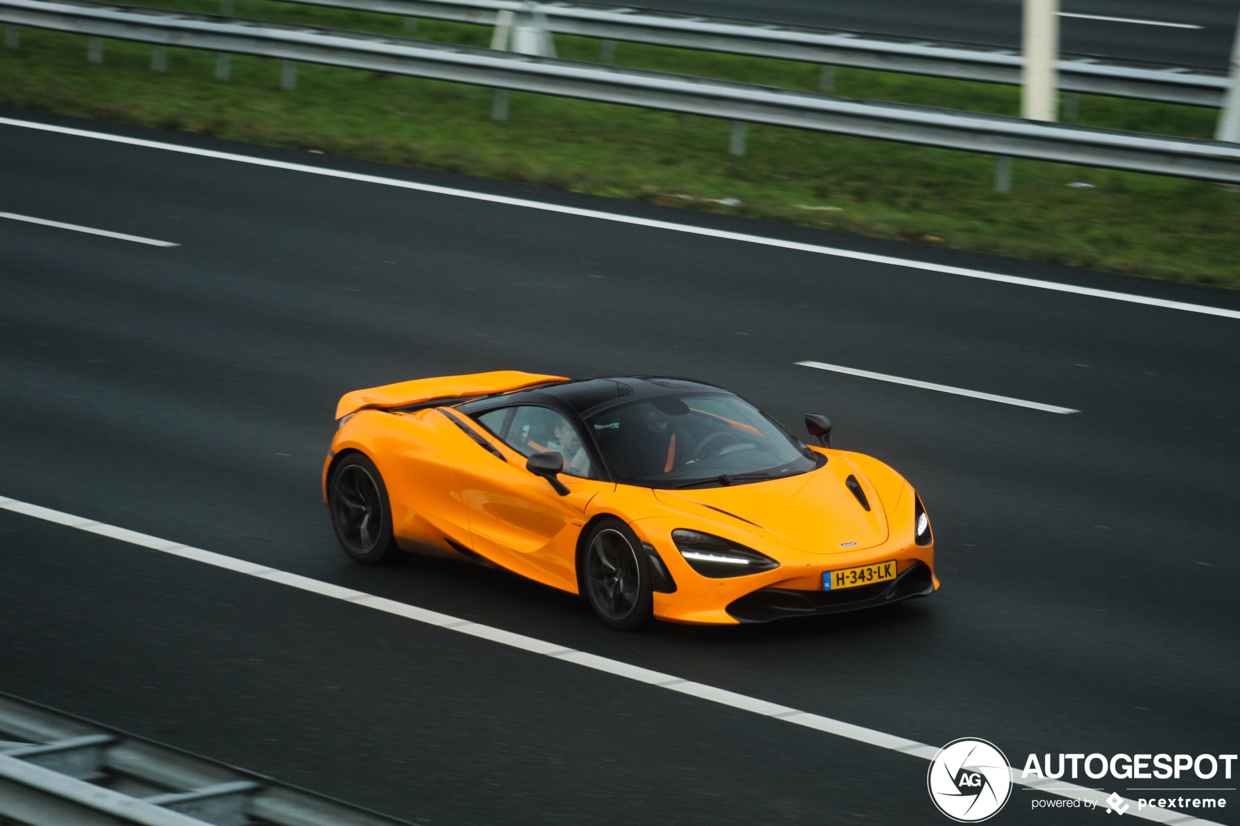 McLaren 720S