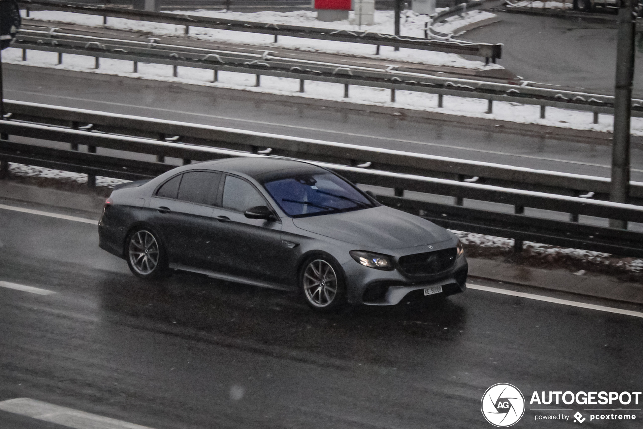 Mercedes-AMG E 63 S W213