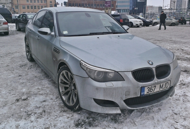 BMW M5 E60 2005