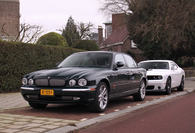 Jaguar XJR