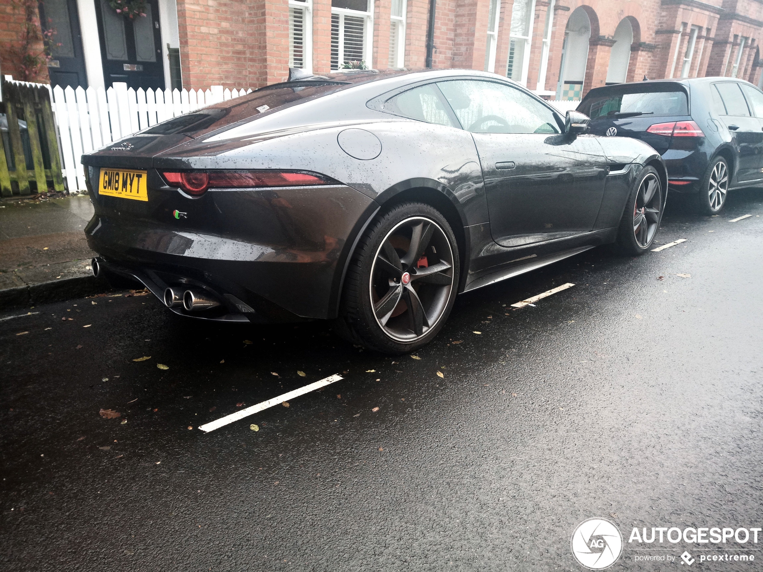 Jaguar F-TYPE R Coupé 2017