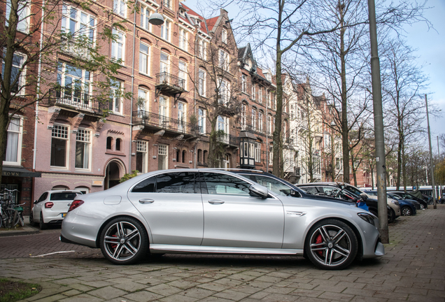 Mercedes-AMG E 63 S W213