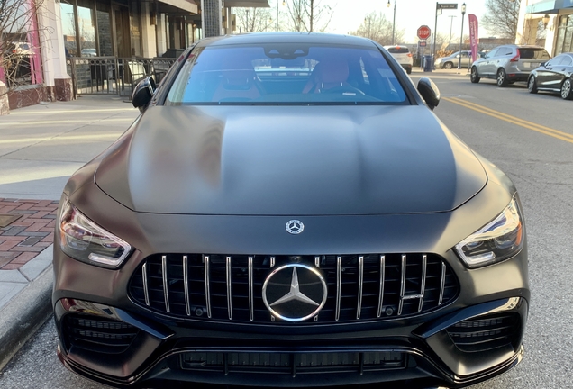 Mercedes-AMG GT 63 S X290