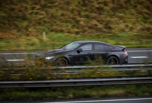 Mercedes-AMG GT 63 S X290