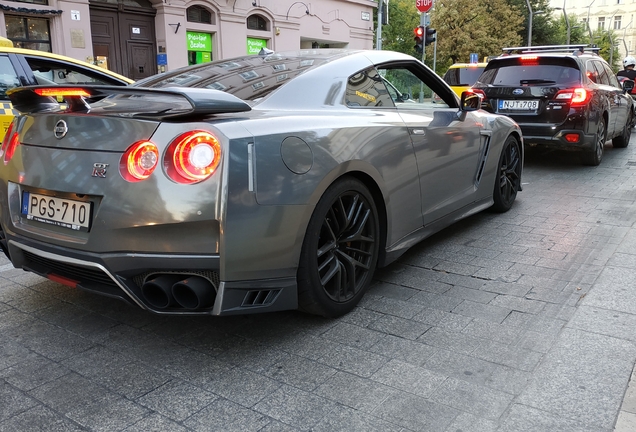 Nissan GT-R 2017