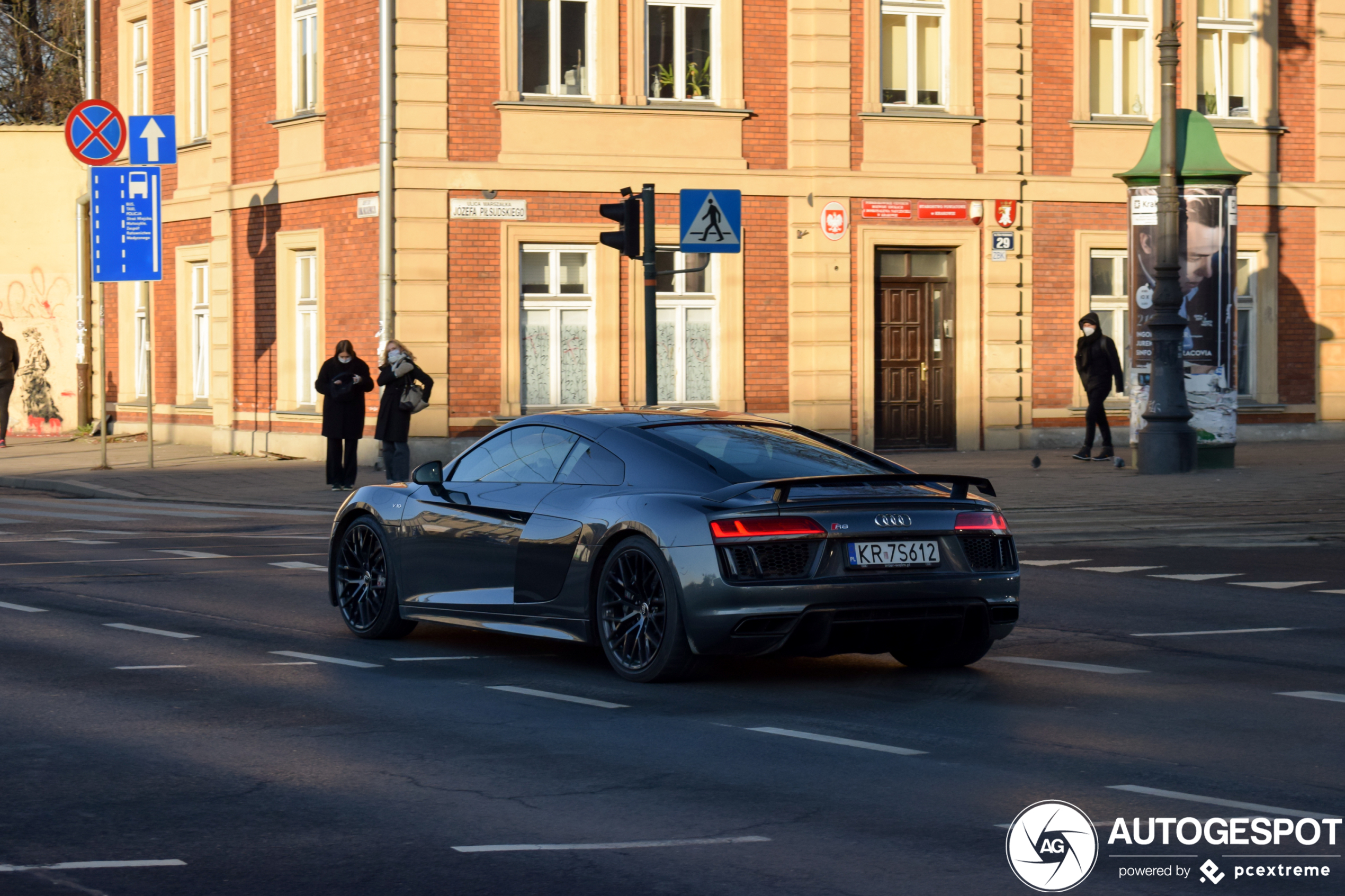 Audi R8 V10 Plus 2015