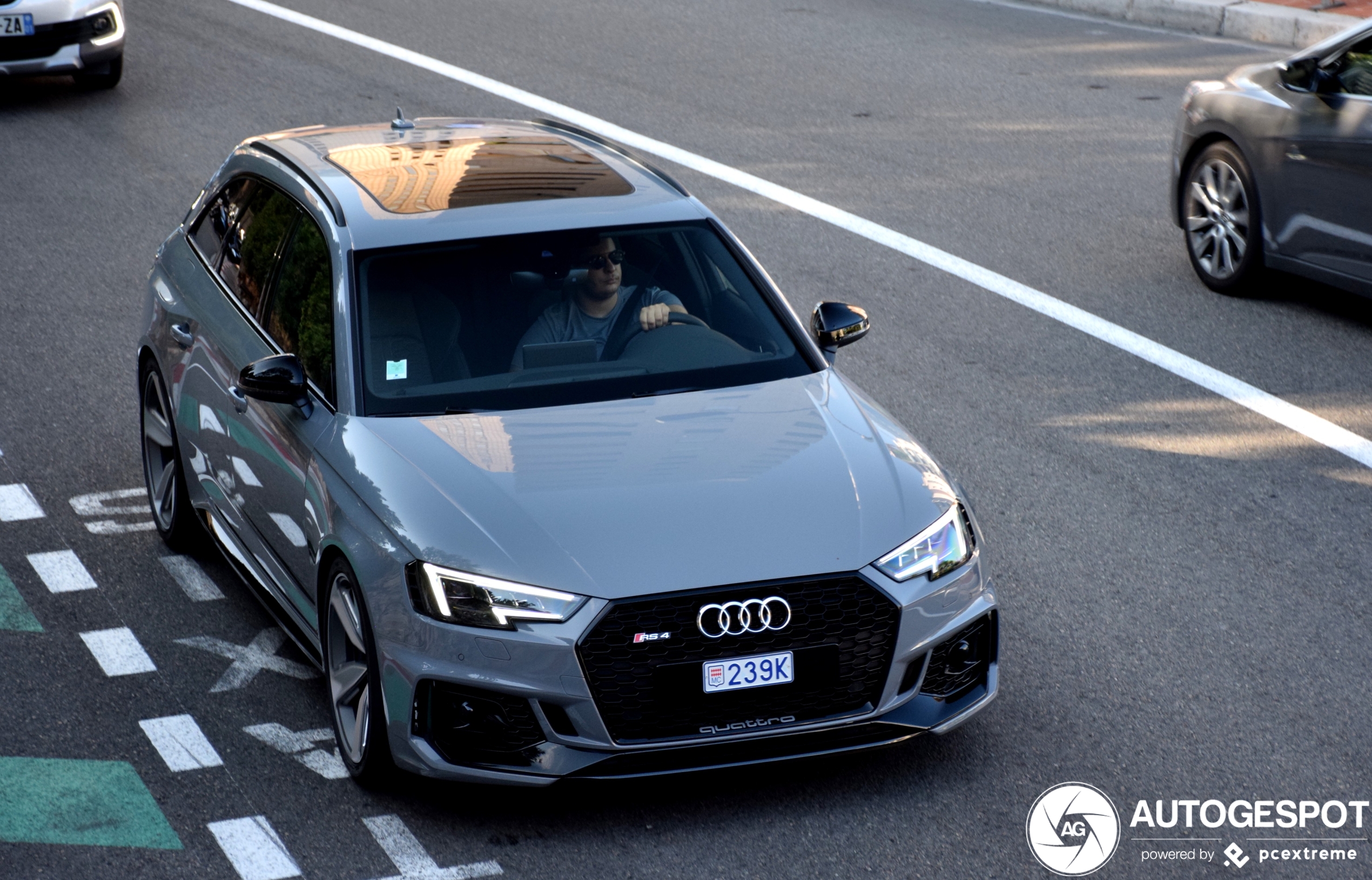 Audi RS4 Avant B9