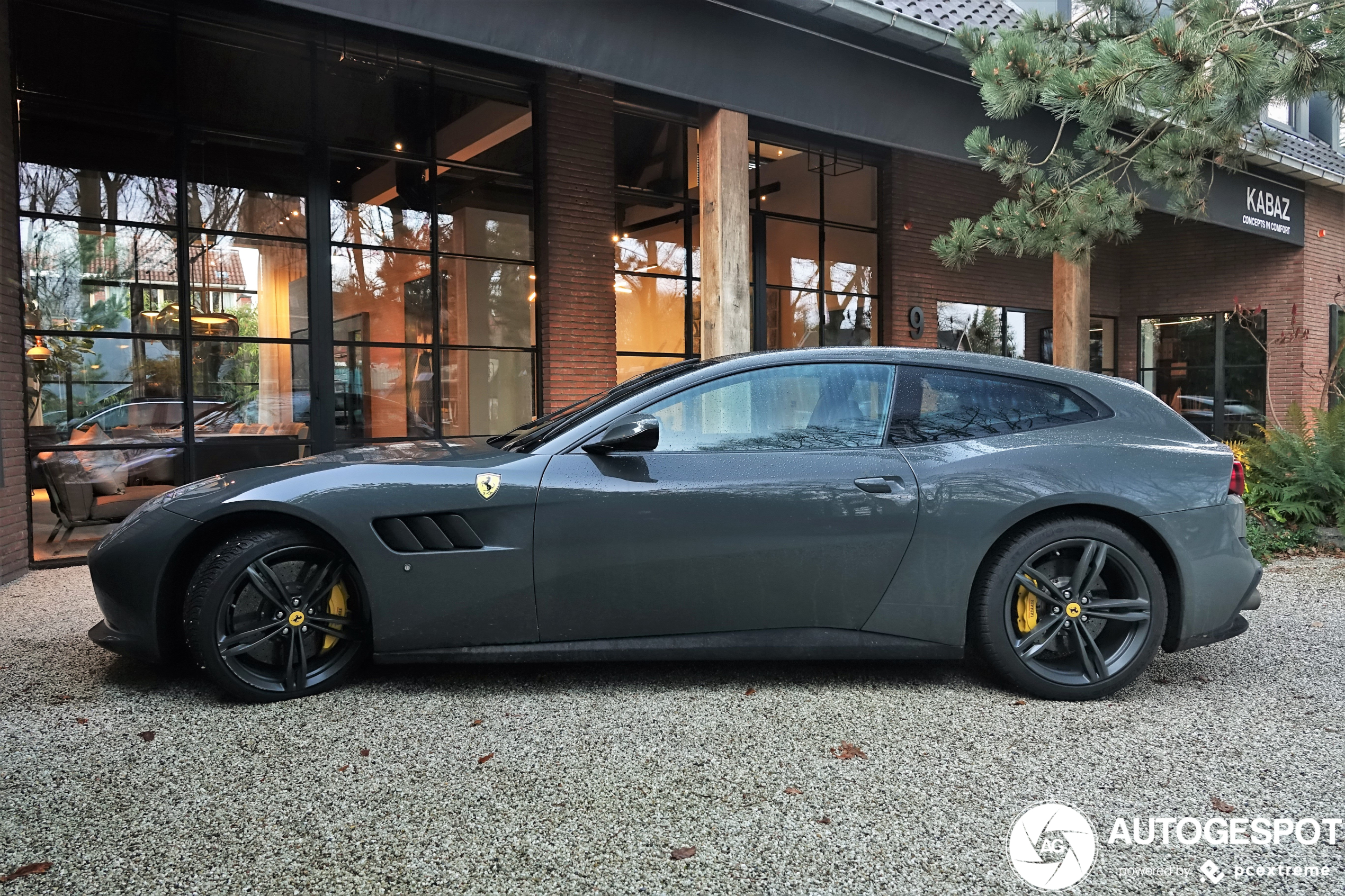 Ferrari GTC4Lusso