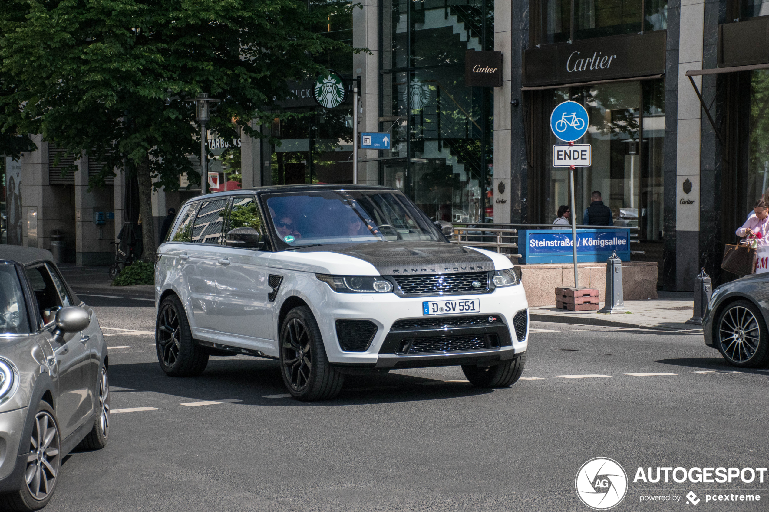 Land Rover Range Rover Sport SVR