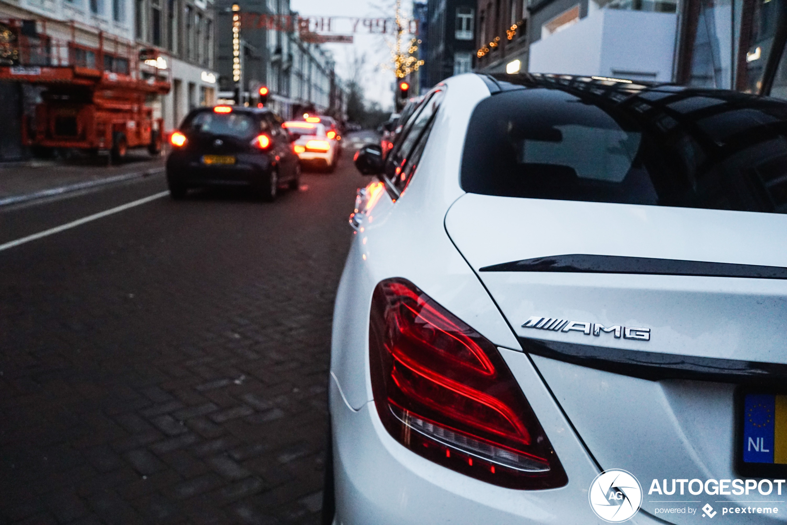 Mercedes-AMG C 63 S W205