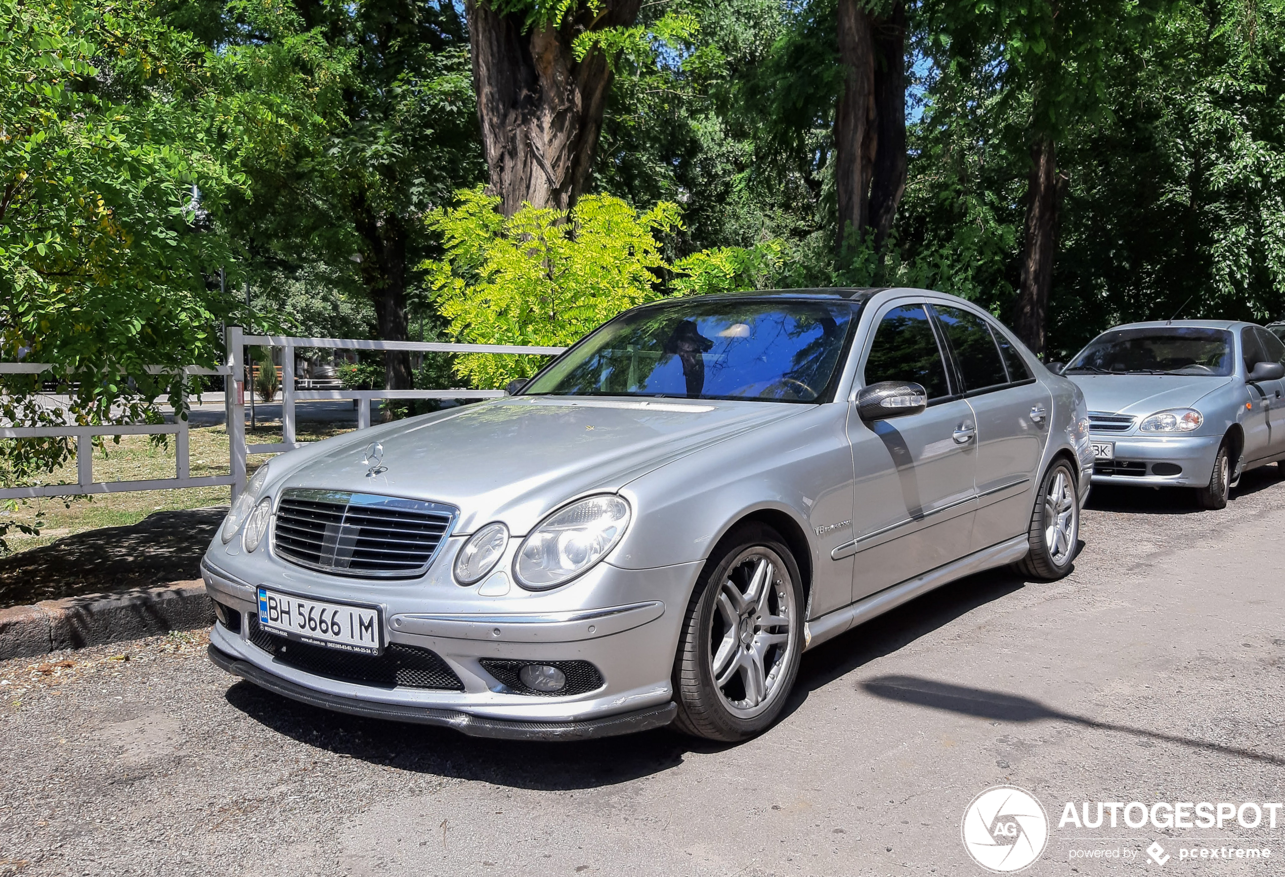 Mercedes-Benz E 55 AMG