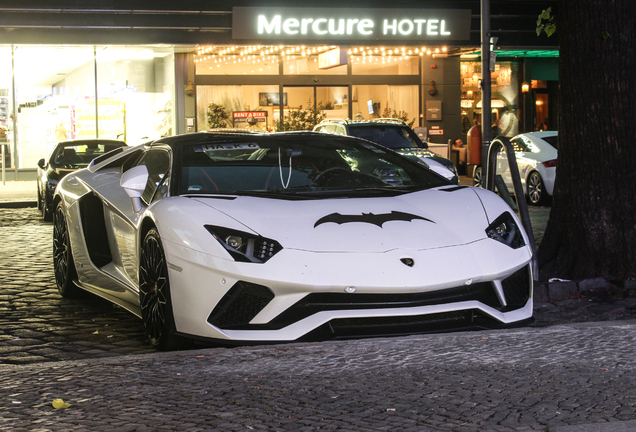 Lamborghini Aventador S LP740-4 Roadster