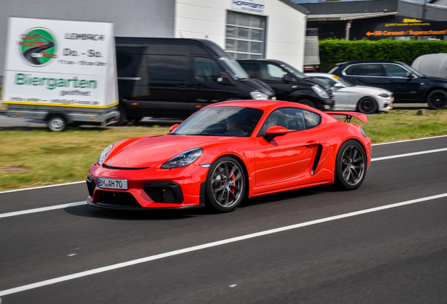 Porsche 718 Cayman GT4