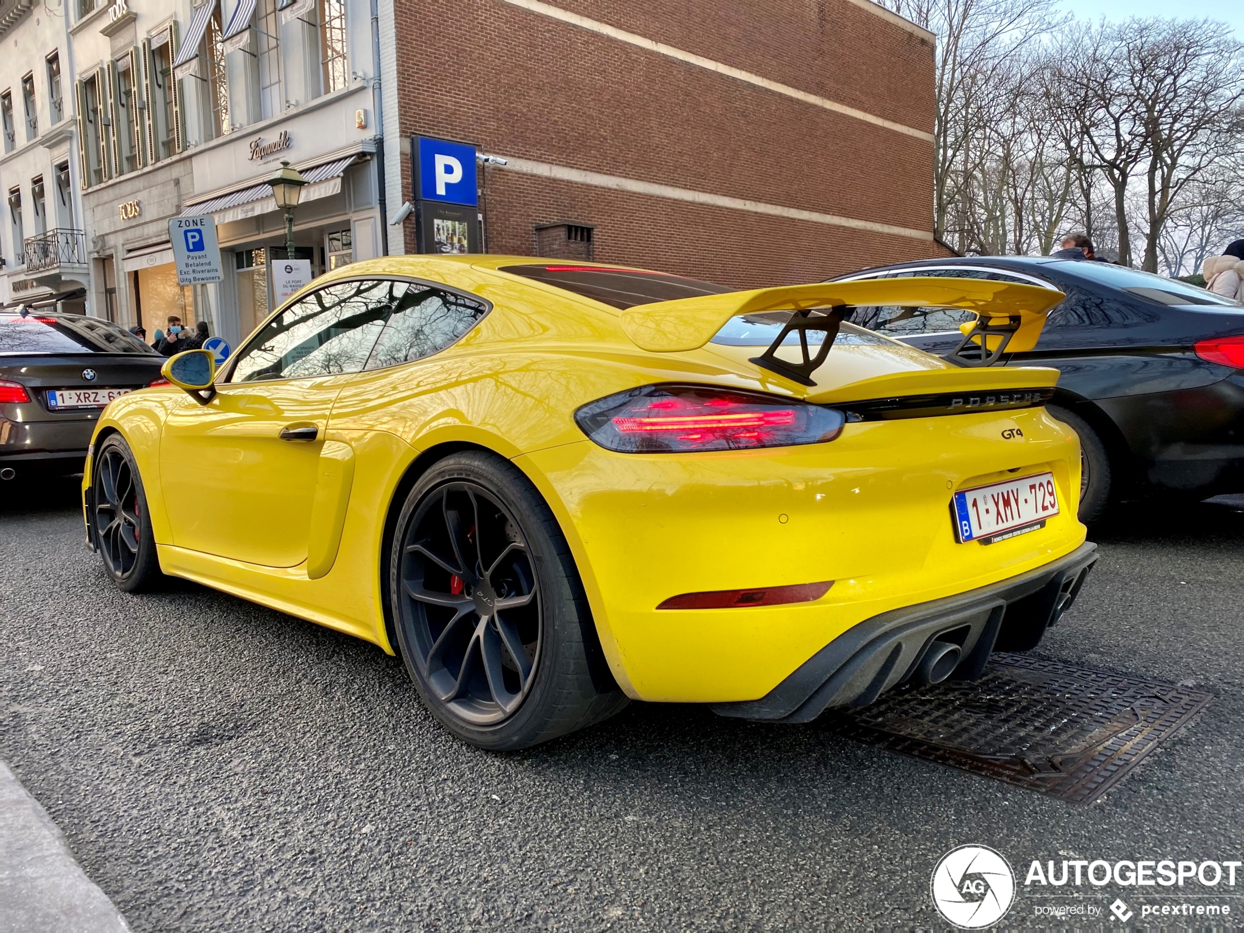 Porsche 718 Cayman GT4