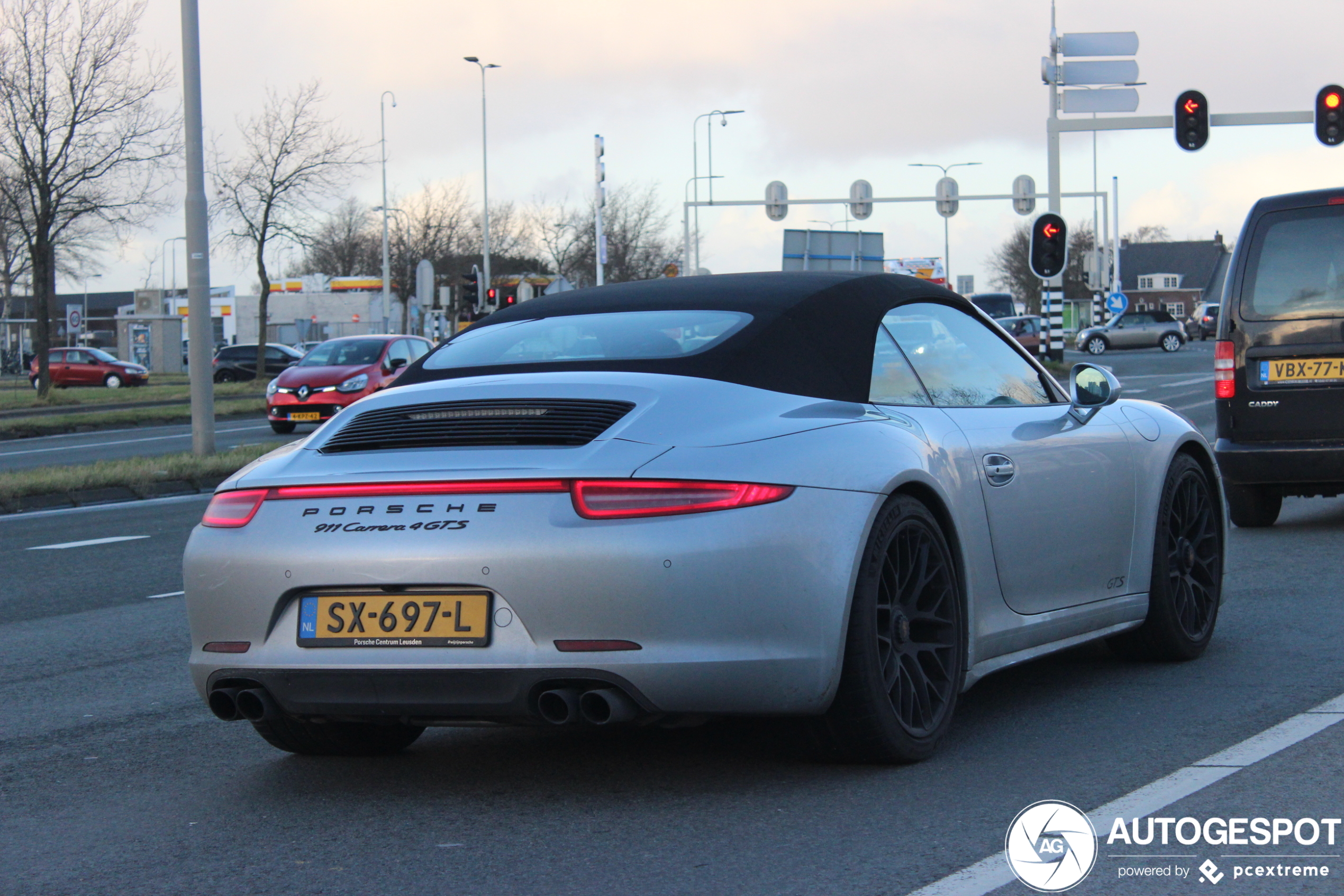 Porsche 991 Carrera 4 GTS Cabriolet MkI