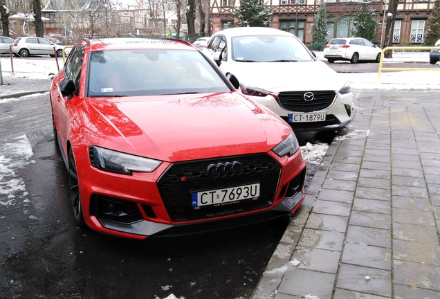 Audi RS4 Avant B9