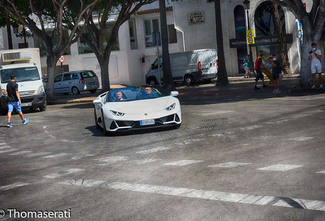 Lamborghini Huracán LP640-4 EVO Spyder