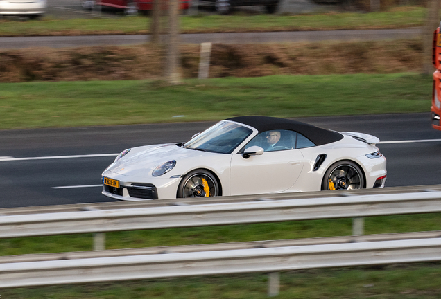 Porsche 992 Turbo S Cabriolet