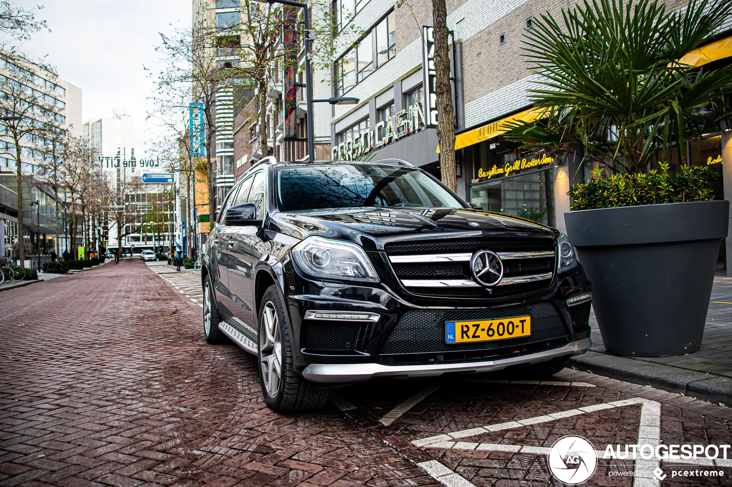 Mercedes-Benz GL 63 AMG X166