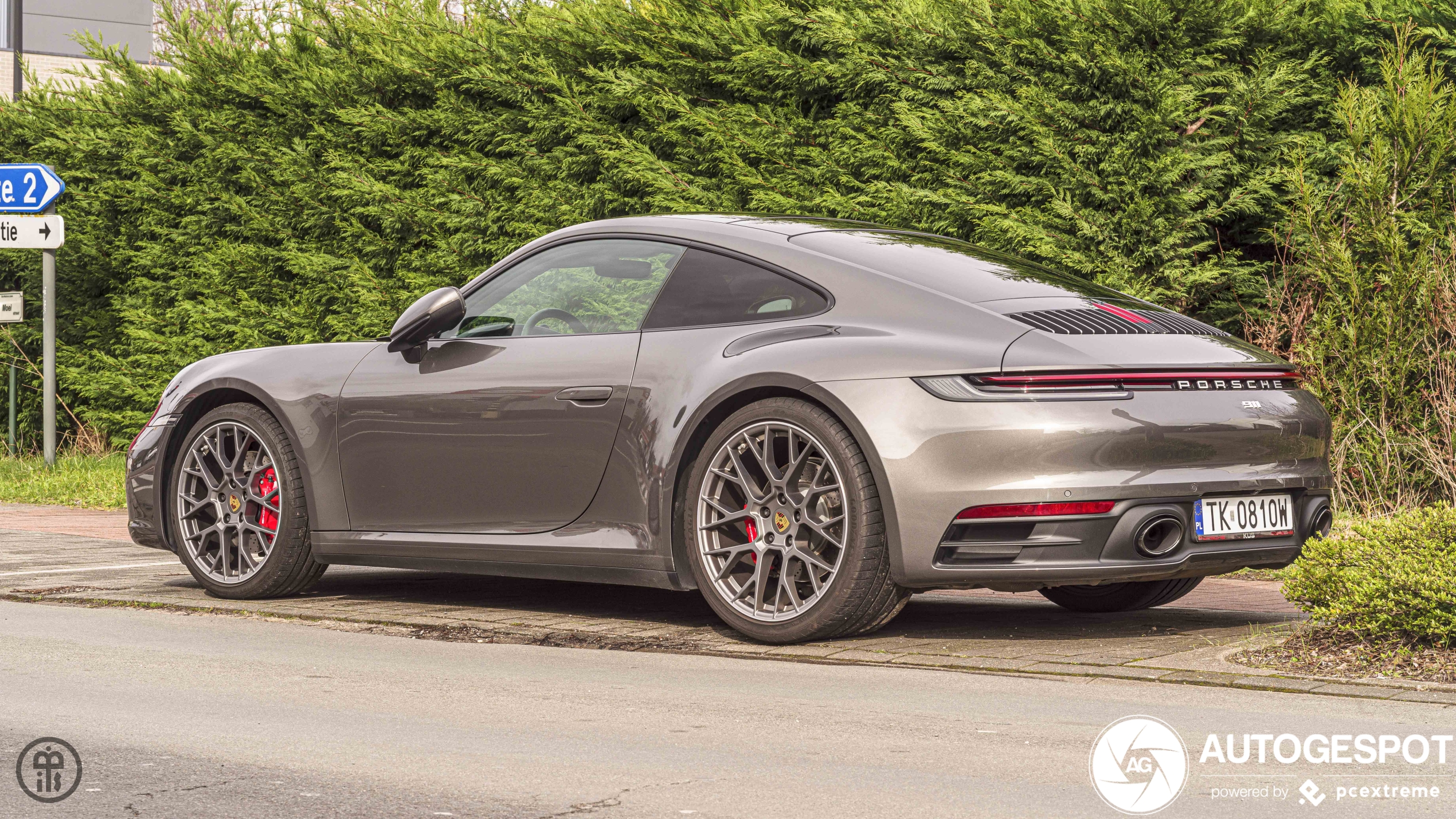 Porsche 992 Carrera 4S