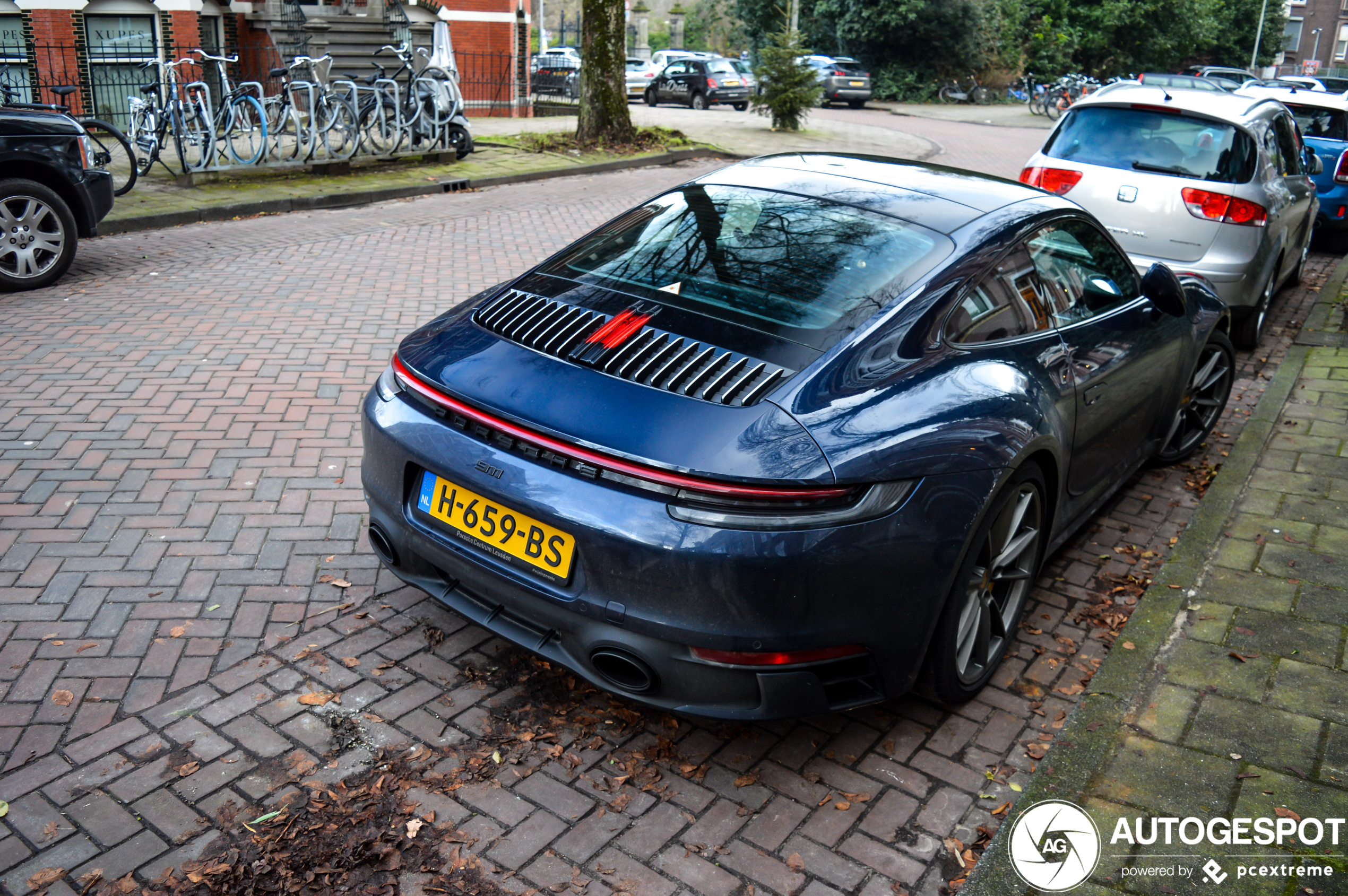 Porsche 992 Carrera 4S