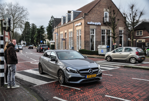 Mercedes-AMG A 45 W176 2015