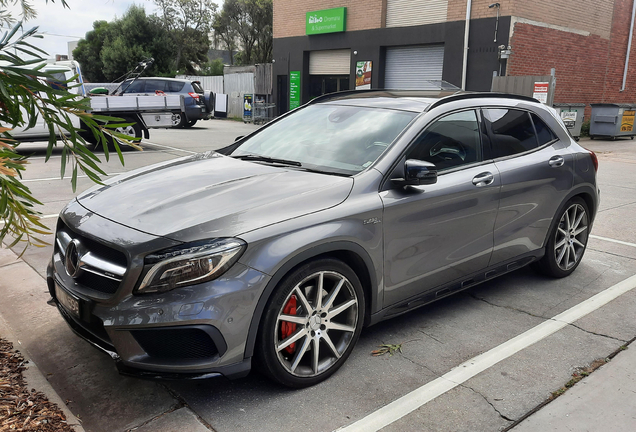 Mercedes-Benz GLA 45 AMG X156