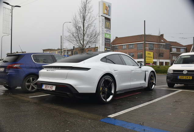 Porsche Taycan Turbo S