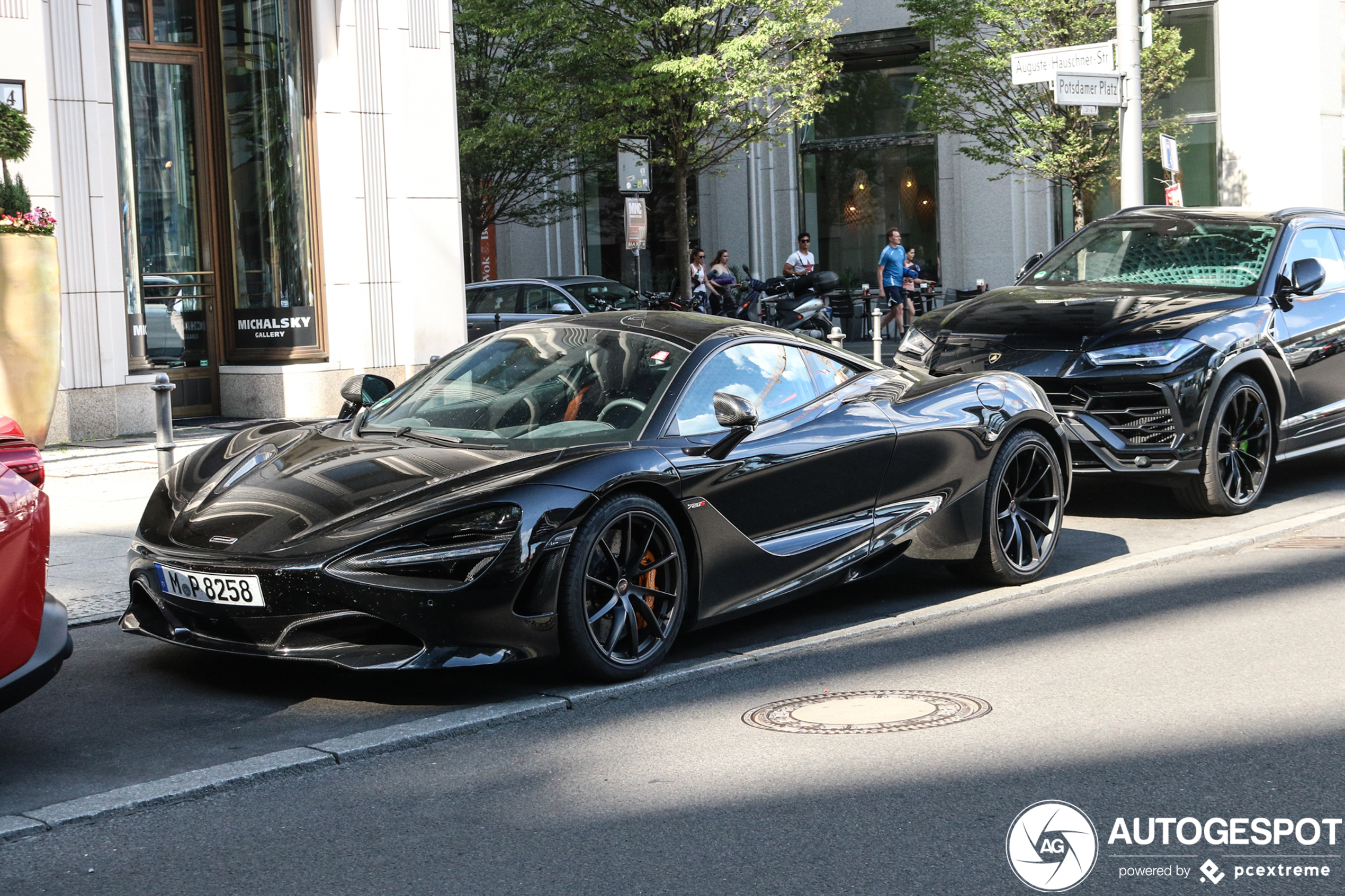 McLaren 720S