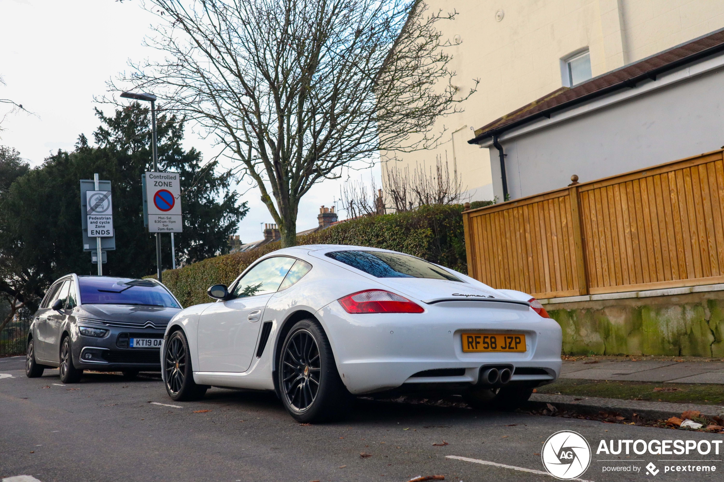 Porsche 987 Cayman S