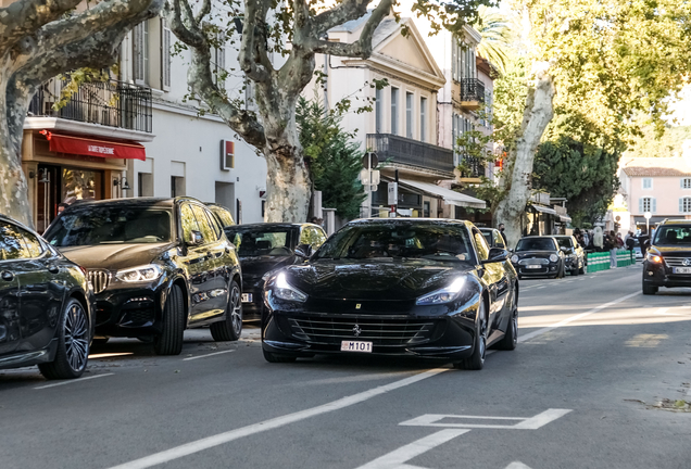 Ferrari GTC4Lusso T